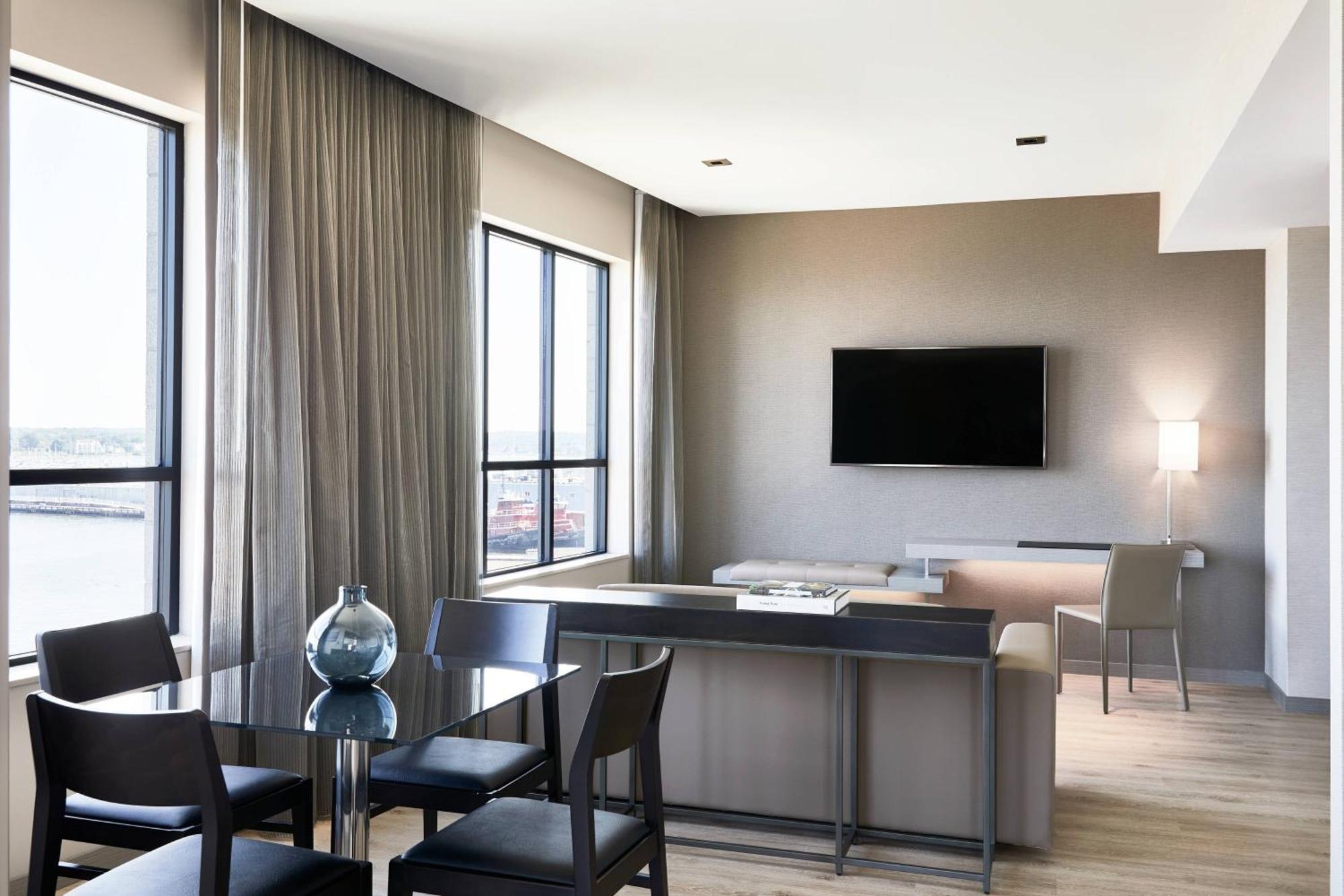Ac Hotel Portland Downtown-Waterfront, Me Екстериор снимка